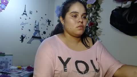 Snapshot of angelsexhotlatin chatting on 10.25.25 angelsexhotlatin online show from 10.25.25