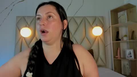 ANGIE online show from 12.16.25