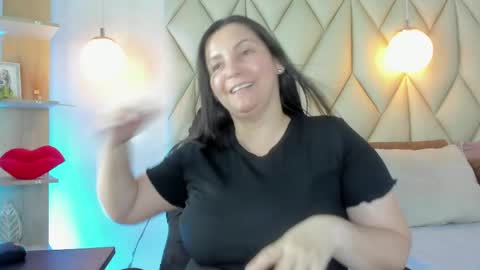 ANGIE online show from 04.11.26