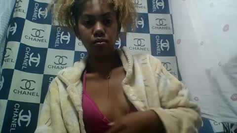 Snapshot of angeltta69 chatting on 07.12.26 angeltta69 online show from 07.12.26