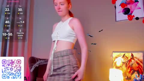 Snapshot of angelwise chatting on 10.30.25 angelwise online show from 10.30.25