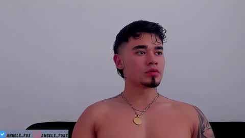 Snapshot of angelx_fox chatting on 11.22.25 Angel Fox online show from 11.22.25