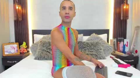 Snapshot of anghel_stone chatting on 07.08.26 Anghel Stone online show from 07.08.26