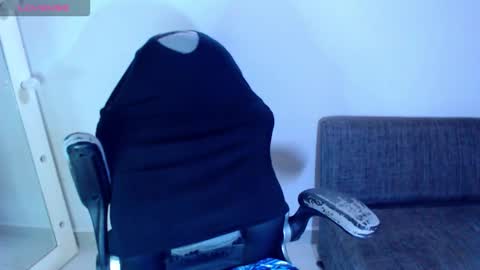 Snapshot of angie_dreamgirl chatting on 02.22.26 IG angie dreamgirl01 online show from 02.22.26