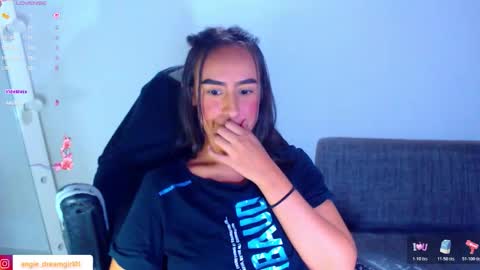 Snapshot of angie_dreamgirl chatting on 02.22.26 IG angie dreamgirl01 online show from 02.22.26