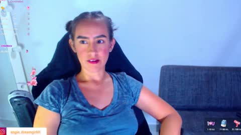 Snapshot of angie_dreamgirl chatting on 02.27.26 IG angie dreamgirl01 online show from 02.27.26