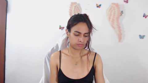 ints marianaroldan945 online show from 03.06.25