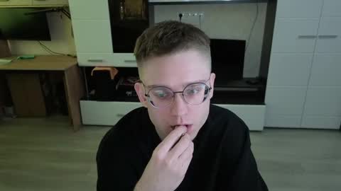 Snapshot of angryzan chatting on 05.04.26 vodka online show from 05.04.26