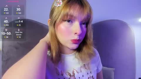 Snapshot of ania_mml chatting on 02.17.25 Ania online show from 02.17.25