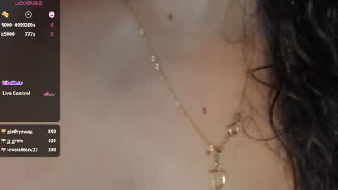 Snapshot of ania_sweet chatting on 01.17.25 Ania online show from 01.17.25