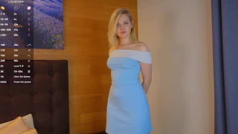 Snapshot of anika_heir chatting on 07.20.26 Alice online show from 07.20.26