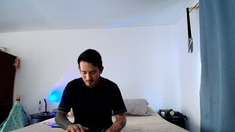 Snapshot of anika_lowen chatting on 01.06.25 Anika And Lowen Your Thumbs Up Are Super Important For Us online show from 01.06.25