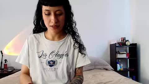 Snapshot of anika_lowen chatting on 03.05.25 Anika And Lowen Your Thumbs Up Are Super Important For Us online show from 03.05.25