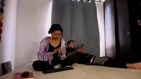 Snapshot of anika_lowen chatting on 10.02.25 Anika And Lowen Your Thumbs Up Are Super Important For Us online show from 10.02.25