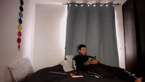 Snapshot of anika_lowen chatting on 10.11.25 Anika And Lowen Your Thumbs Up Are Super Important For Us online show from 10.11.25