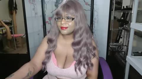 Snapshot of anime_vampires chatting on 02.04.26 anime_vampires online show from 02.04.26