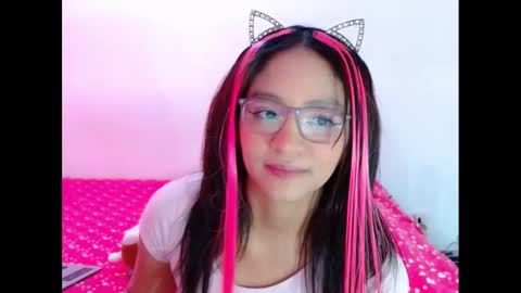 Snapshot of animecutie chatting on 03.01.25 animecutie online show from 03.01.25