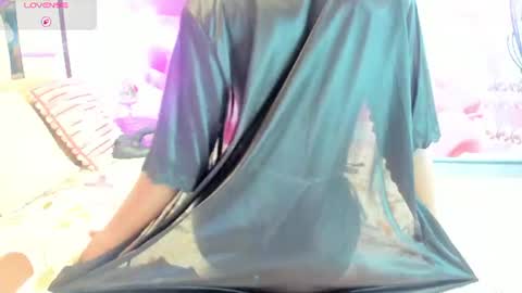 anisha_zambrano online show from 06.17.26