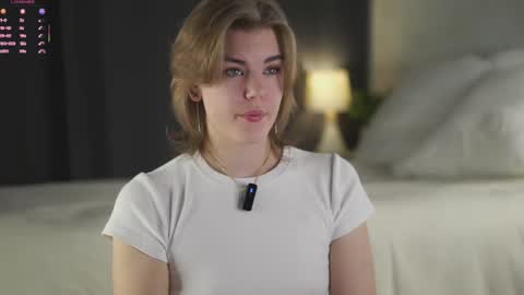 AnishaVivo online show from 12.19.25