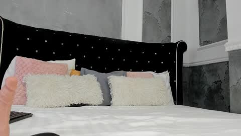 anissia teaser online show from 01.28.25