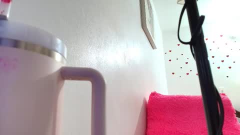 Snapshot of anisston_boods1 chatting on 10.05.25 ana independent model online show from 10.05.25