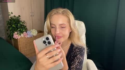 Snapshot of anita_blairr chatting on 07.20.26 Anita online show from 07.20.26