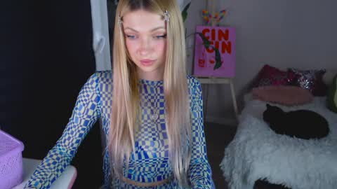 anita_moon_ online show from 04.09.26