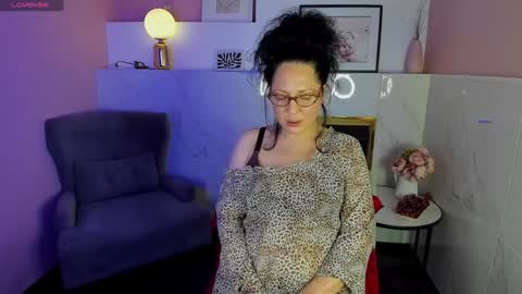 Anita online show from 12.23.24