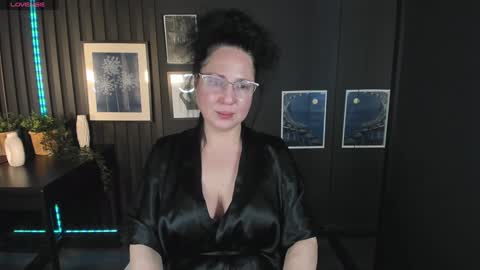 Anita online show from 01.04.25