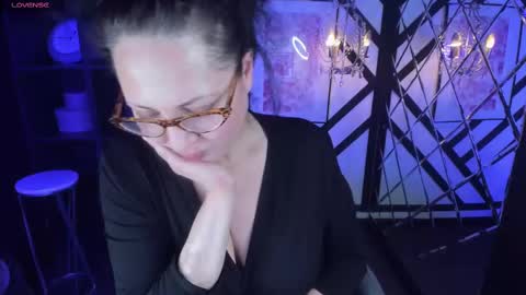 Anita online show from 02.22.25