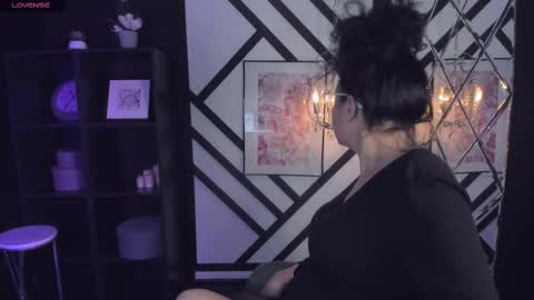 Anita online show from 03.06.25