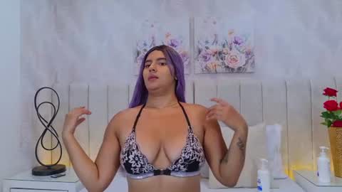 Snapshot of anita_sagegb chatting on 07.29.26 Dania Lpez online show from 07.29.26