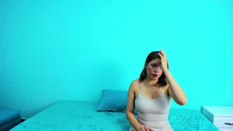 Snapshot of anita_sexy11 chatting on 04.15.26 Anita online show from 04.15.26