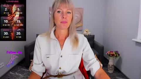 Snapshot of anita_tayson chatting on 07.08.26 Anita online show from 07.08.26