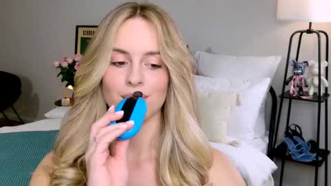 Anita online show from 09.25.25