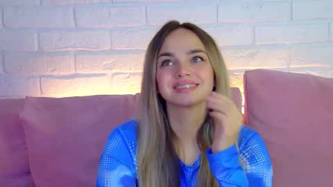 Snapshot of anitaventure chatting on 09.17.25 AnitaVenture online show from 09.17.25