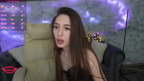 anittarays online show from 12.21.24