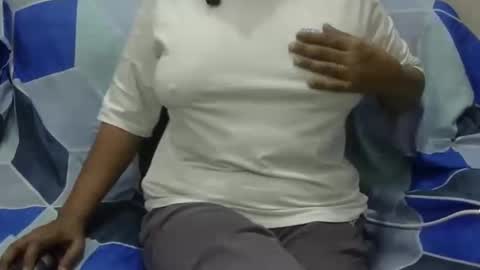 anjali_dogra786 online show from 10.01.25