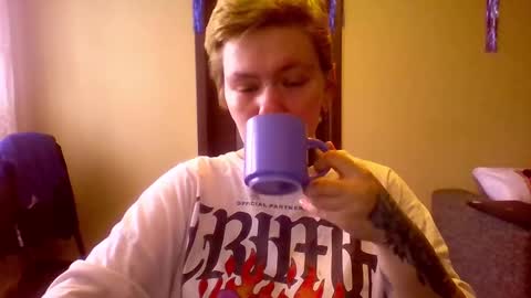 Snapshot of ann_lelala_ chatting on 02.12.25 ann_lelala_ online show from 02.12.25