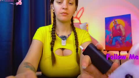 Snapshot of ann_mikele chatting on 04.03.26 Ann online show from 04.03.26