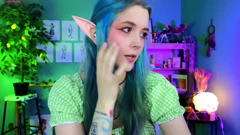 Snapshot of anna_bloom_ chatting on 02.05.25 Violett online show from 02.05.25