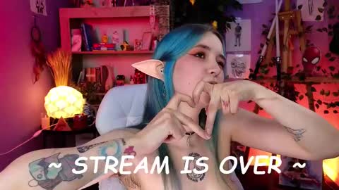 Snapshot of anna_bloom_ chatting on 02.12.25 Violett online show from 02.12.25