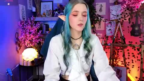 Snapshot of anna_bloom_ chatting on 03.06.25 Violett online show from 03.06.25