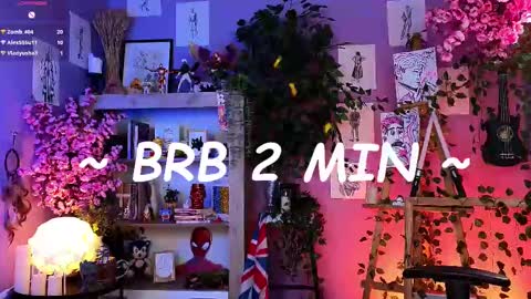 Snapshot of anna_bloom_ chatting on 03.06.25 Violett online show from 03.06.25