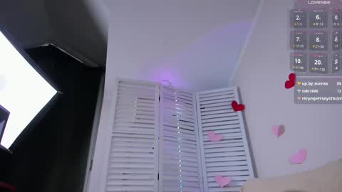 Anna online show from 02.15.25