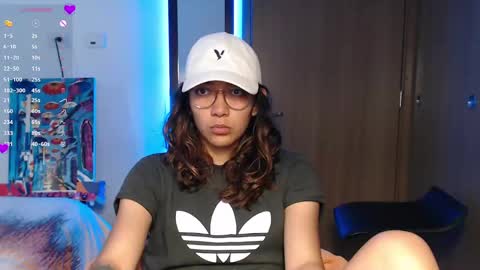 Snapshot of anna_dlove_cam chatting on 01.11.25 Anna online show from 01.11.25