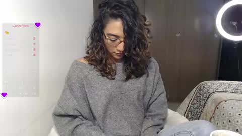 Snapshot of anna_dlove_cam chatting on 01.22.25 Anna online show from 01.22.25