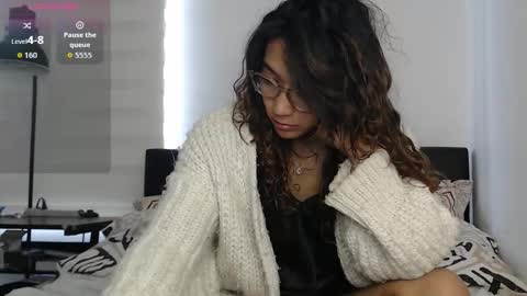 Snapshot of anna_dlove_cam chatting on 10.14.25 Anna online show from 10.14.25