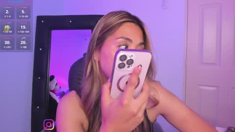 Ana Lucia online show from 01.21.25