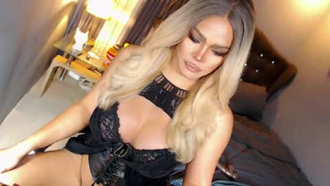 Miss Anna online show from 06.20.26